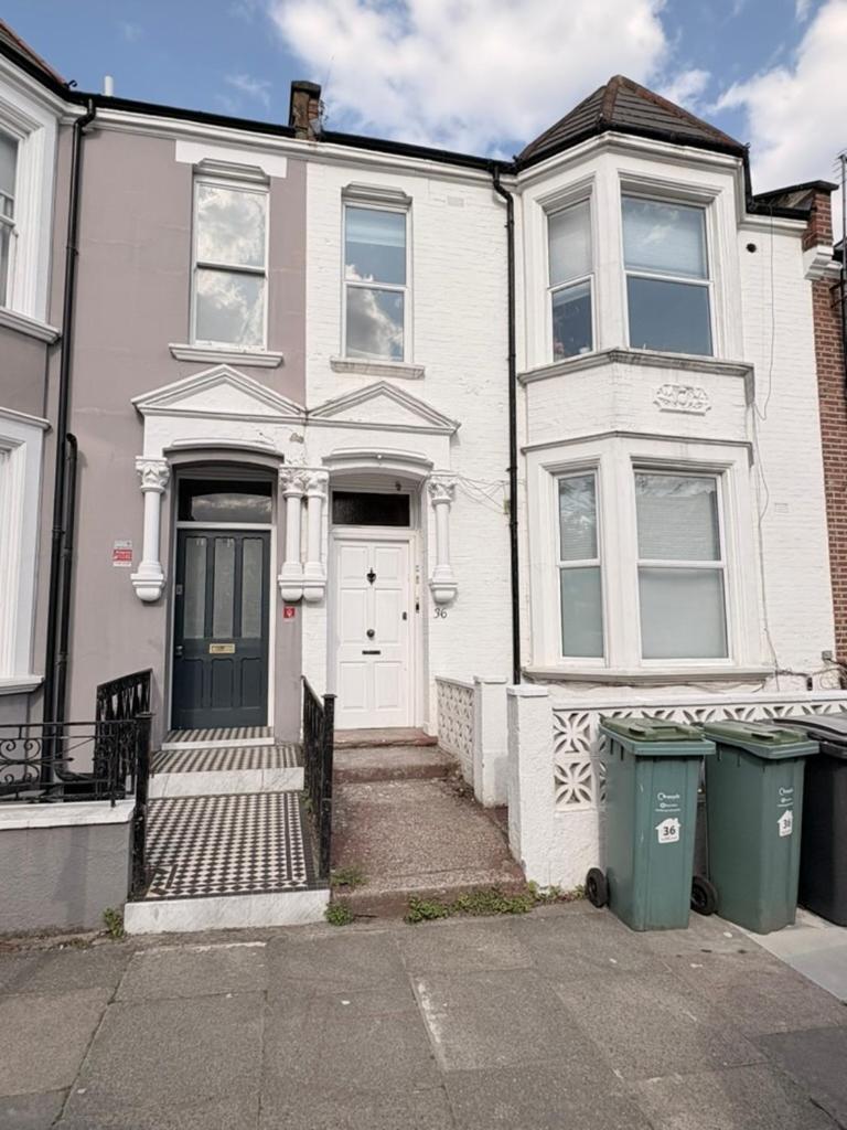 Flat In West Hampstead Apartment *