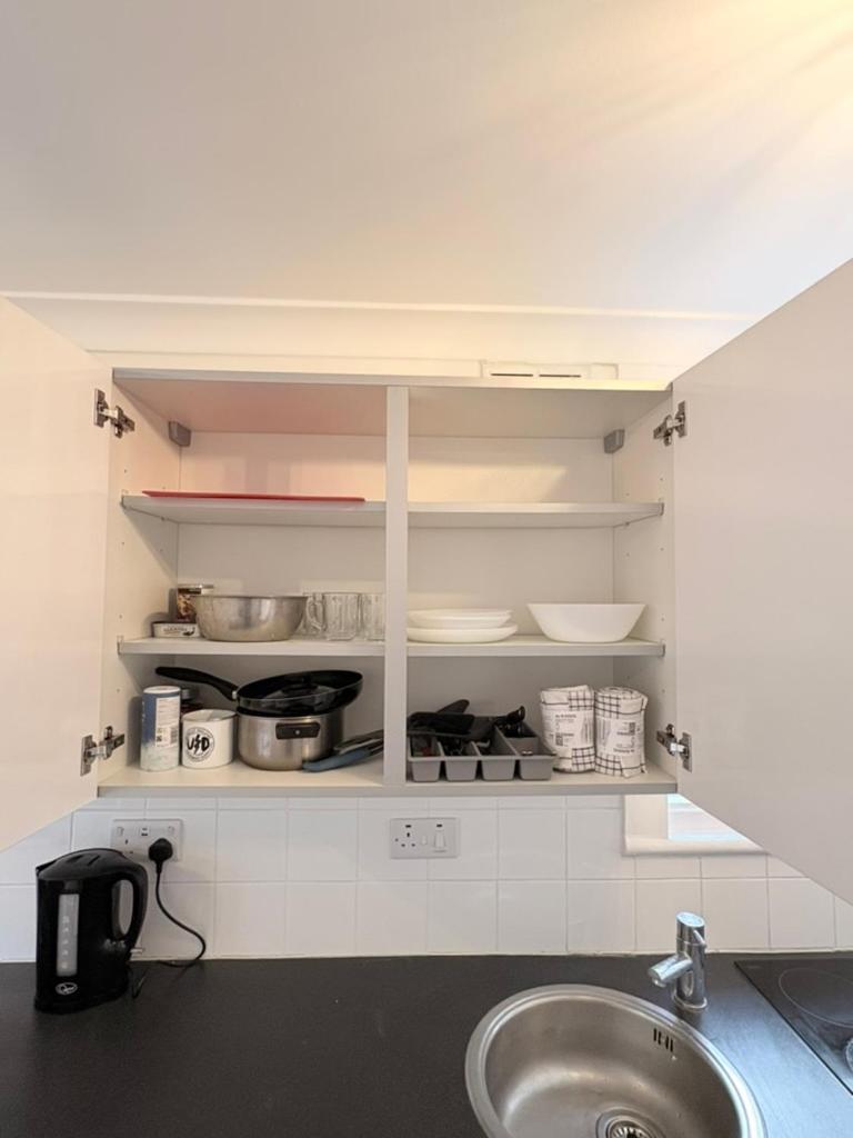 Flat In West Hampstead Apartment London